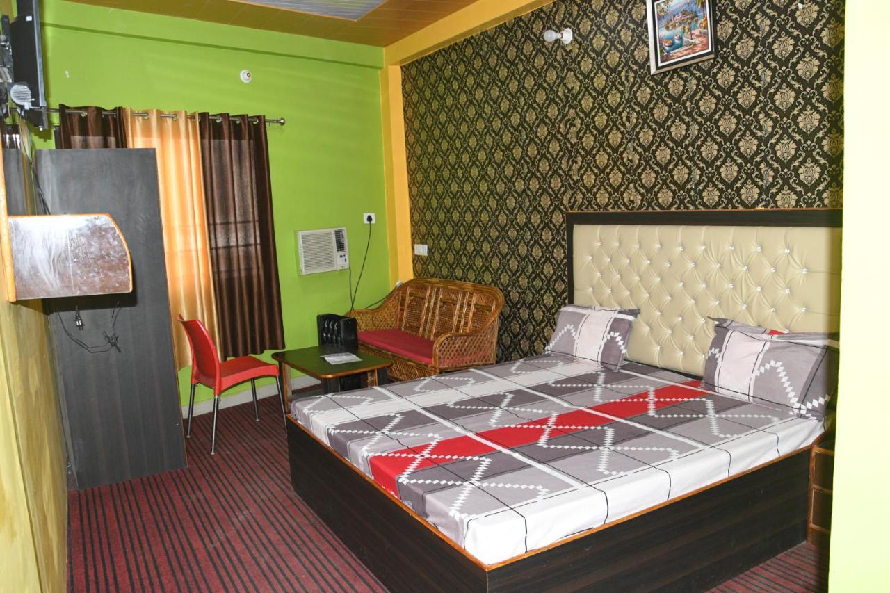 ADB Rooms Hotel Mountain View&Rooftop Restaurant Pithorāgarh Exterior foto