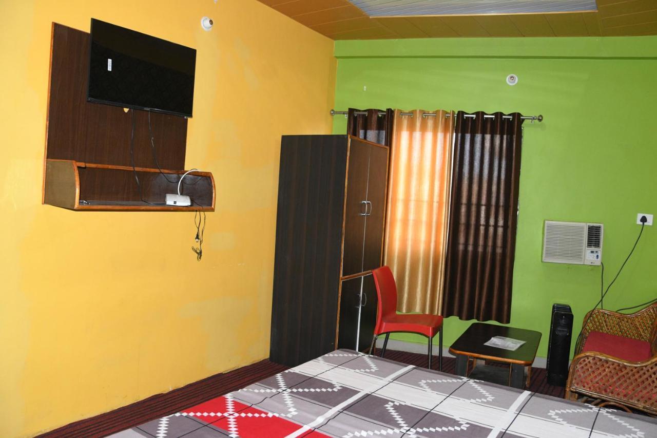 ADB Rooms Hotel Mountain View&Rooftop Restaurant Pithorāgarh Exterior foto